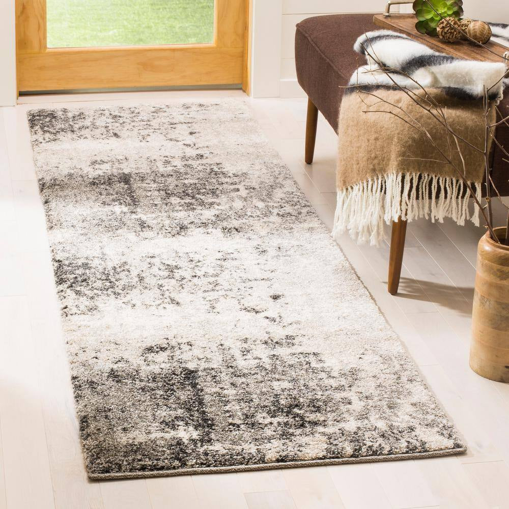Retro Light Gray/Gray 2 Ft. X 7 Ft. Floral Runner Rug