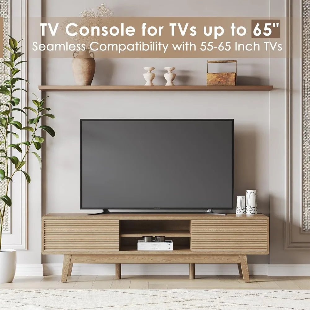 Dresden Collection | Fluted Desert-Modern Fluted Oak Media Console - captured in a curated lifestyle vignette in a Mid-Century Modern entryway setting.