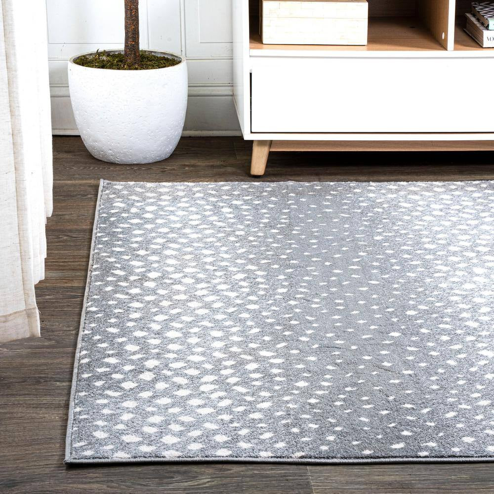 Antelope Gray/Cream 4 Ft. X 6 Ft. Modern Animal Print Area Rug