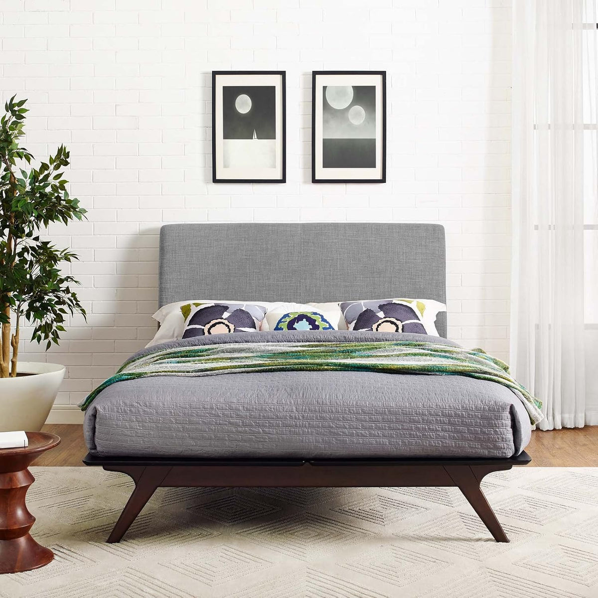 Mid-Century Modern Wood Platform Queen Size Bed