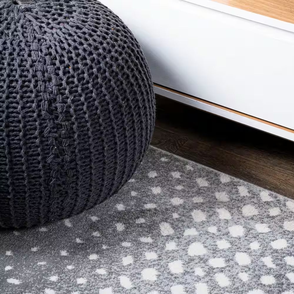 Antelope Gray/Cream 4 Ft. X 6 Ft. Modern Animal Print Area Rug